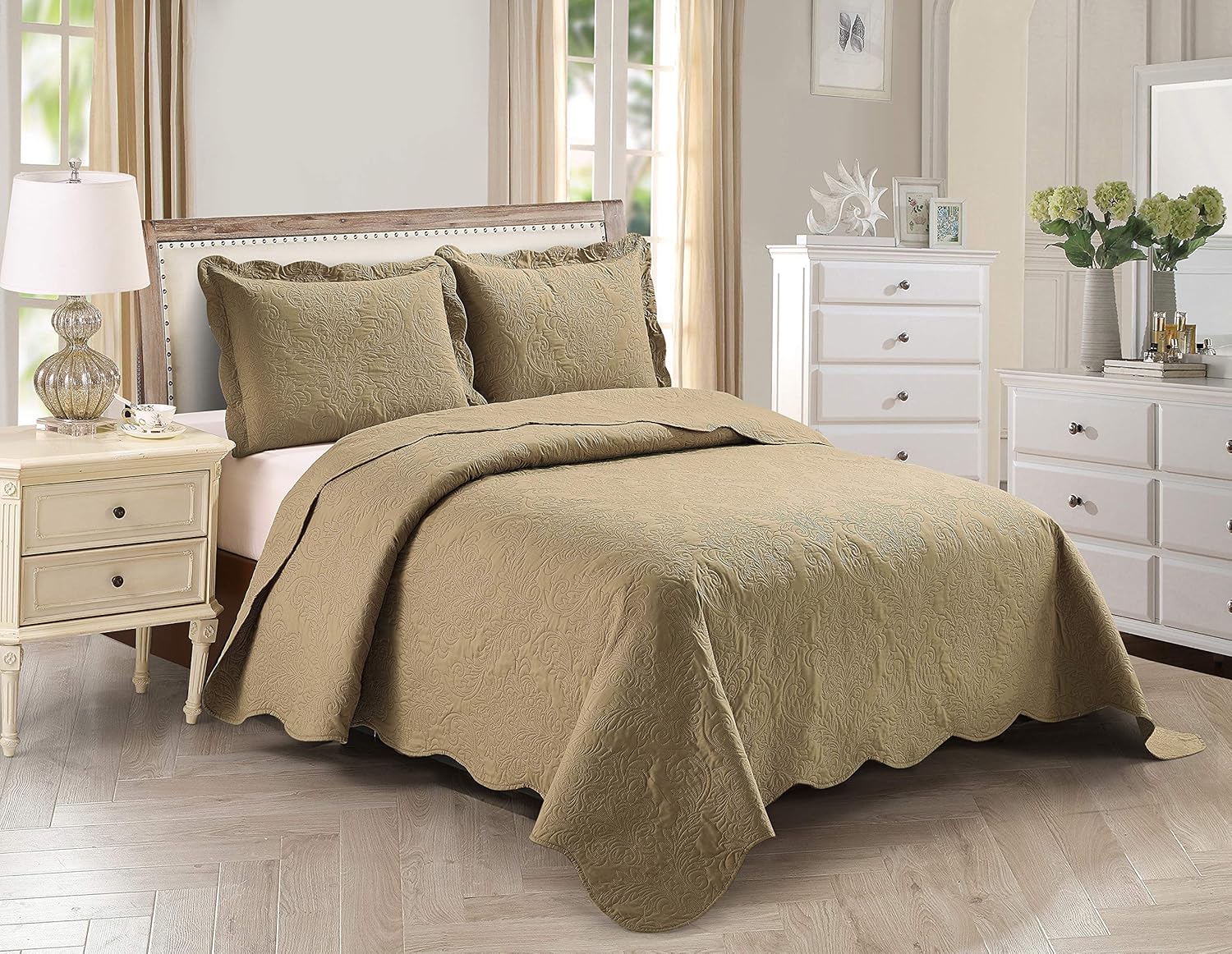 Home Collection 3pc King Cal King Embossed Bedspread Set 1